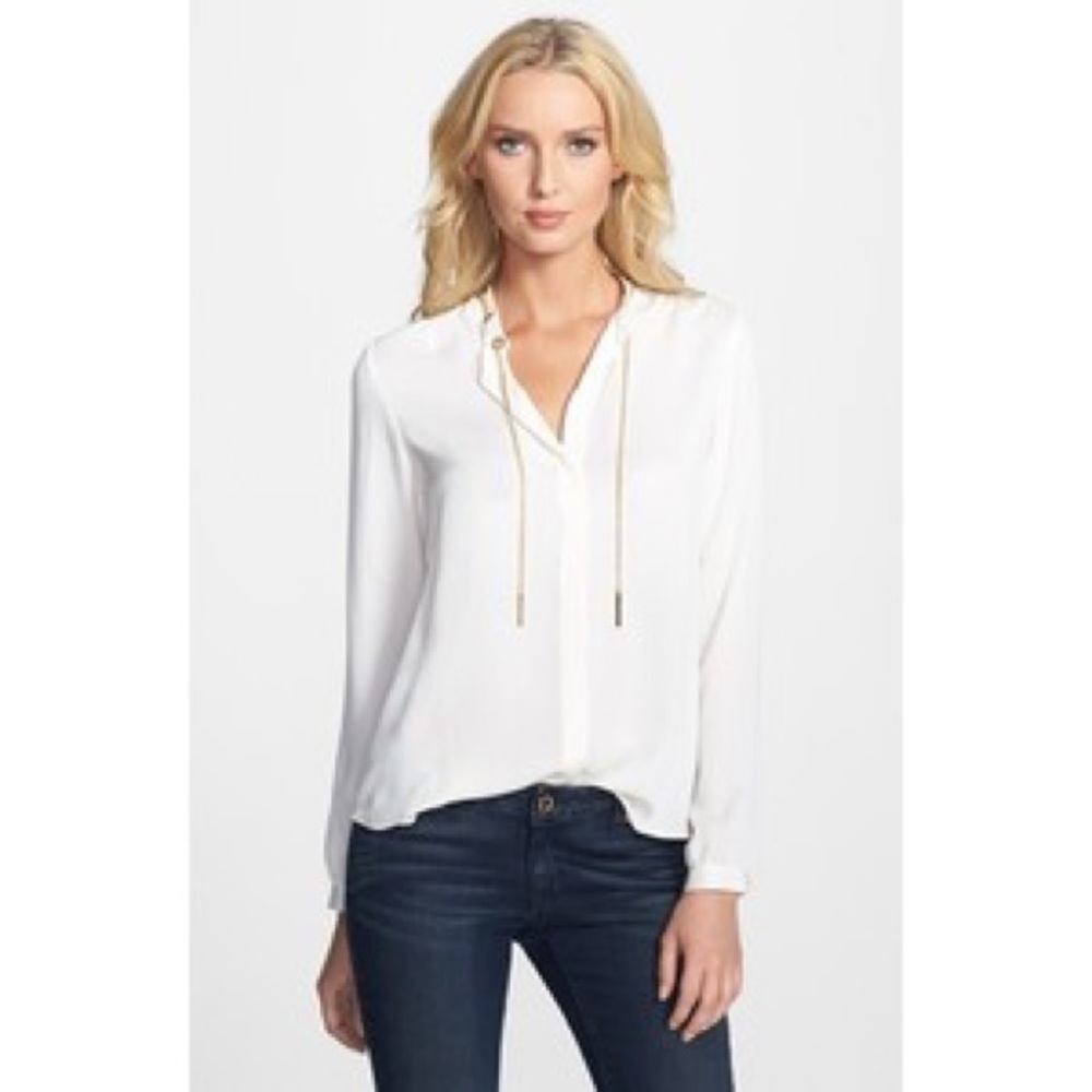 Michael Kors chain collar long sleeve blouse 👌